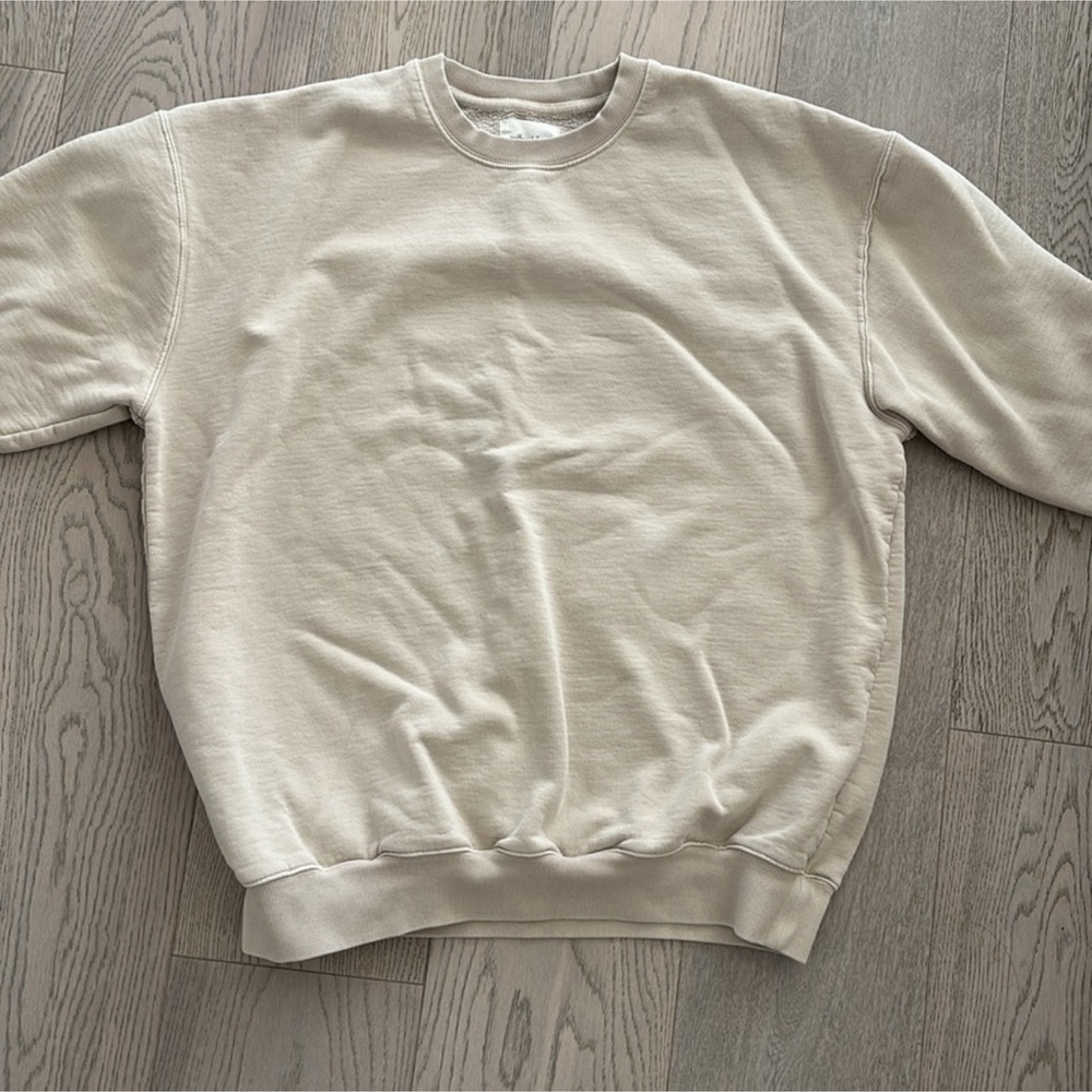 ISO - Wilfred Free Organic Fleece Crewneck sweatshirt and sweat pants.